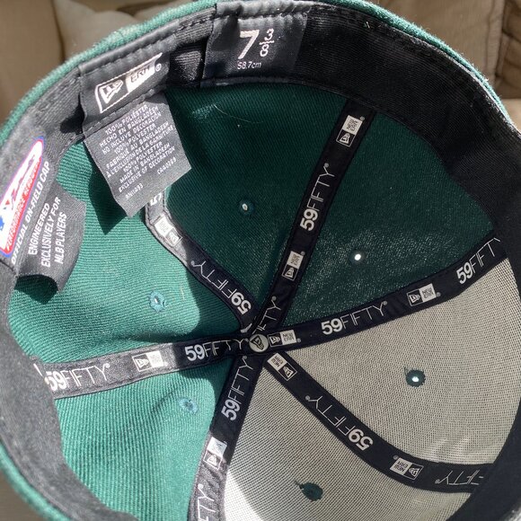 New Era Fitted Hat - Picture 3 of 3